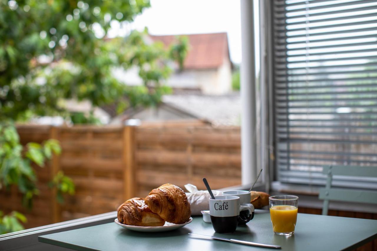 Le Coquet Chez Maguy Maison De Ville Avec Jardin Безансон Екстериор снимка
